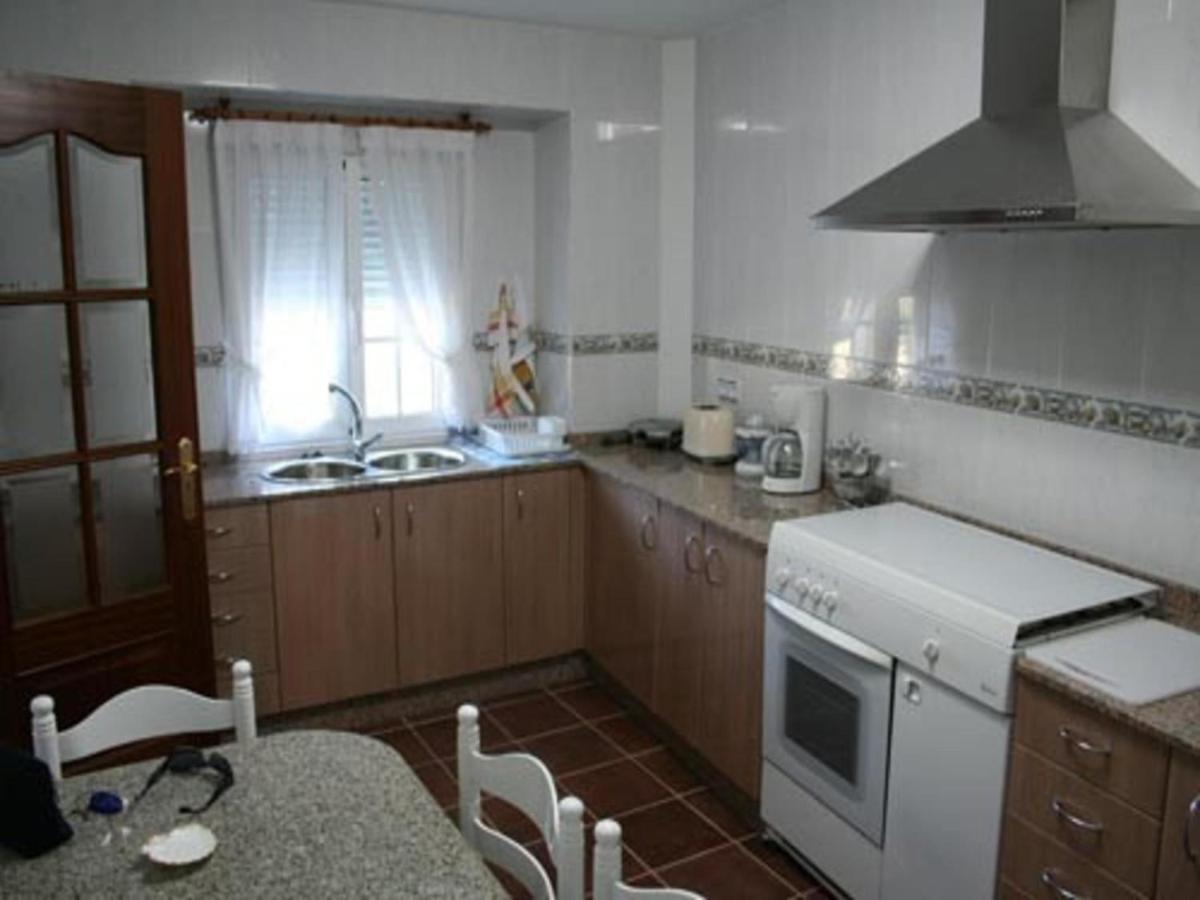House - 6 Bedrooms With Pool - 0126 A Estrada Buitenkant foto